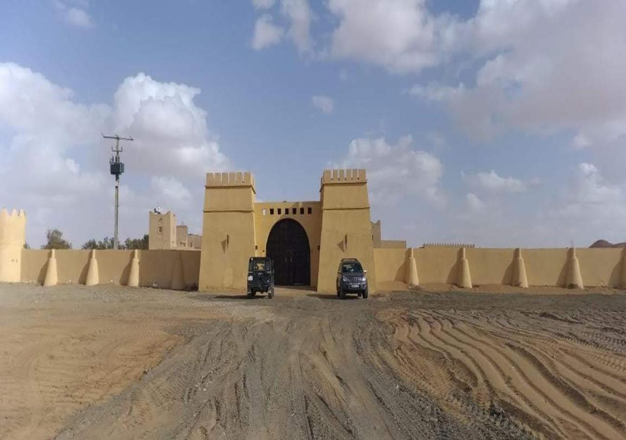 Kasr Tin Hinane Hotel Merzouga Exterior photo